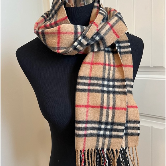 π«SOLDπ« Authentic Burberry Scarf 60% Cashmere 52βx11.5β - Picture 4 of 5